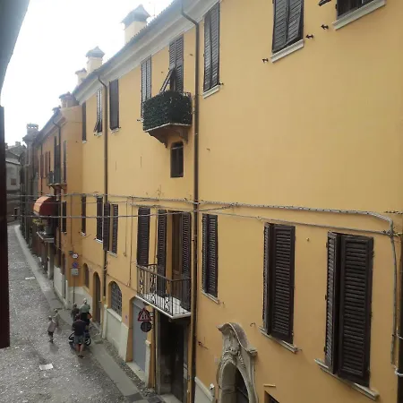 Apartamento Charming 1-Bed Apartment In Ferrara