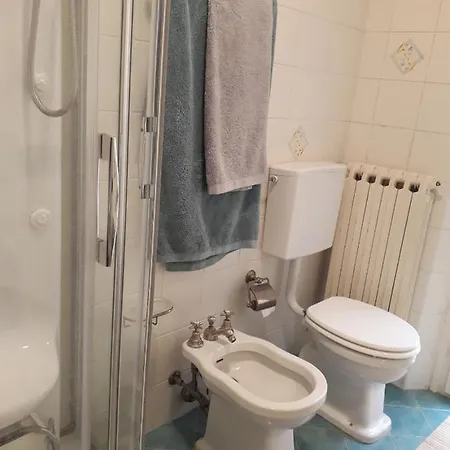 Apartamento Charming 1-Bed Apartment In Ferrara *
